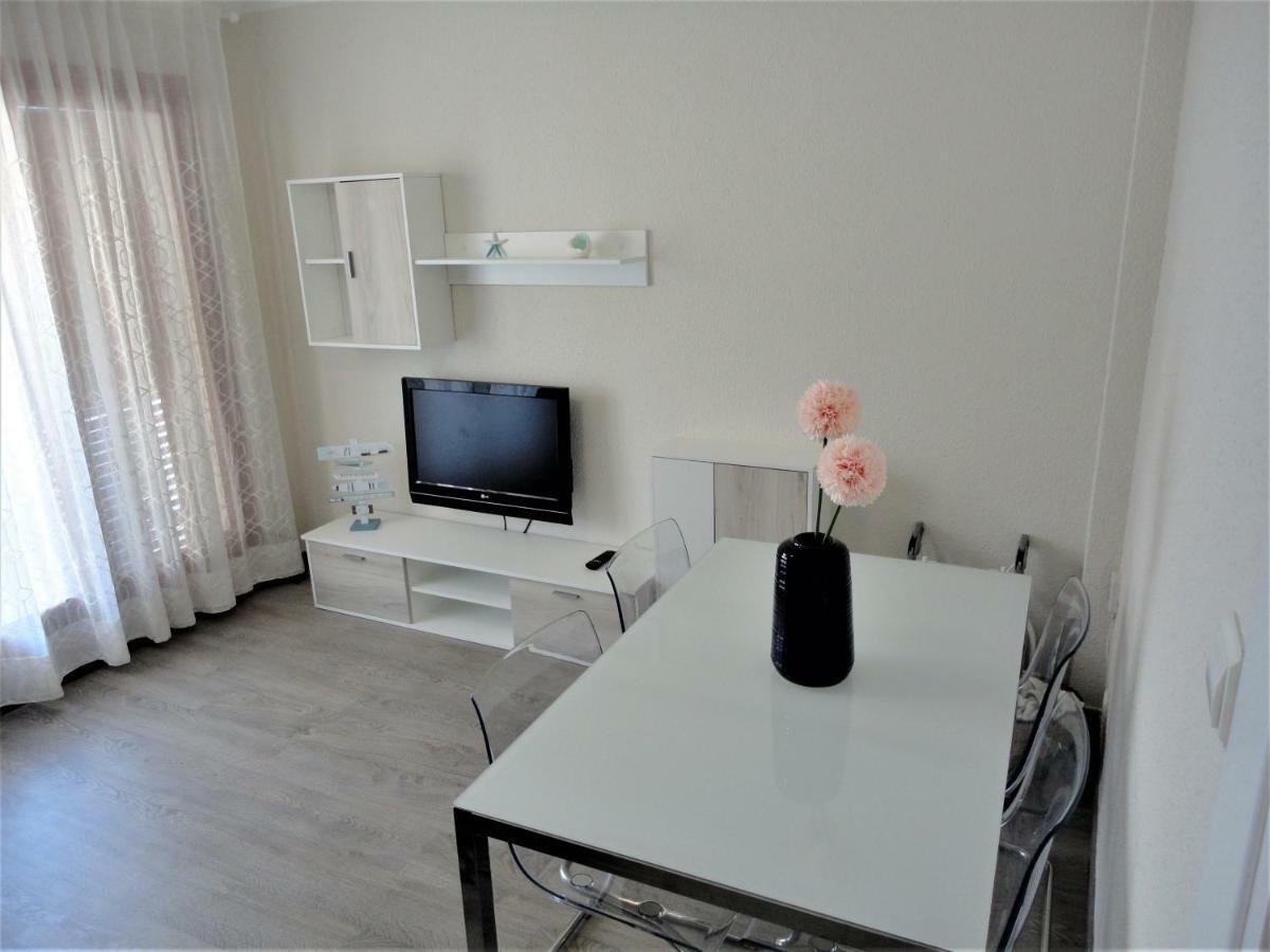 Lamoga-Sandi 4 2 Torredembarra Exteriör bild